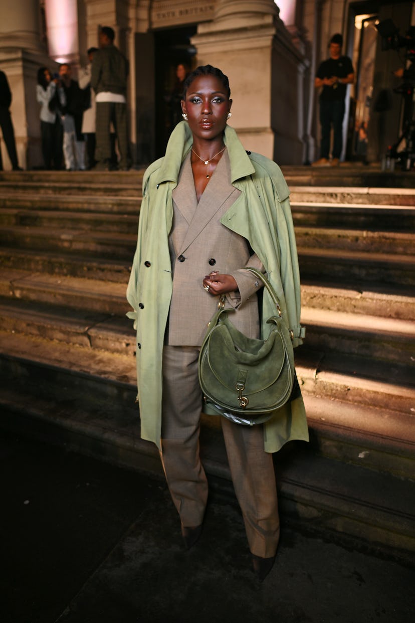Лондон, Англия - 24 февраля: Джоди Тернер -Смит посещает шоу Burberry Winter 2025 во время Лондо ...