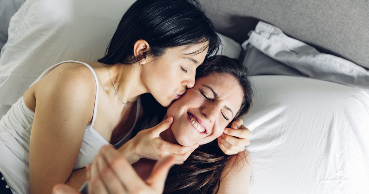 9 Weirdest Signs Someone Will Be Good In Bed