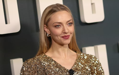 Amanda Seyfried Flashed Glen Powell During Wardrobe Malfunction