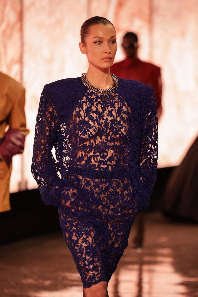 US model Bella Hadid presents a creation by Saint Laurent for the Womenswear Ready-to-wear Fall-Wint…