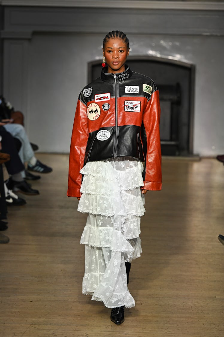 LONDON, ENGLAND - SEPTEMBER 13: A model walks the runway at the Yuhan Wang show during London Fashio...