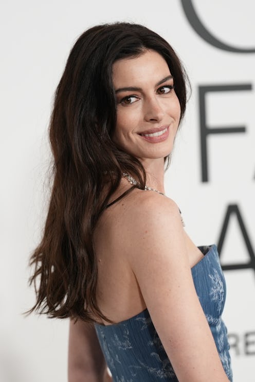 Anne Hathaway red carpet evolution