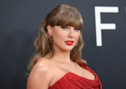 A Taylor Swift "TS12" Clue Points To New Album