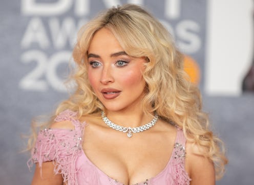 LONDON, ENGLAND - MARCH 01: (EDITORIAL USE ONLY) Sabrina Carpenter attends The BRIT Awards 2025 at I...