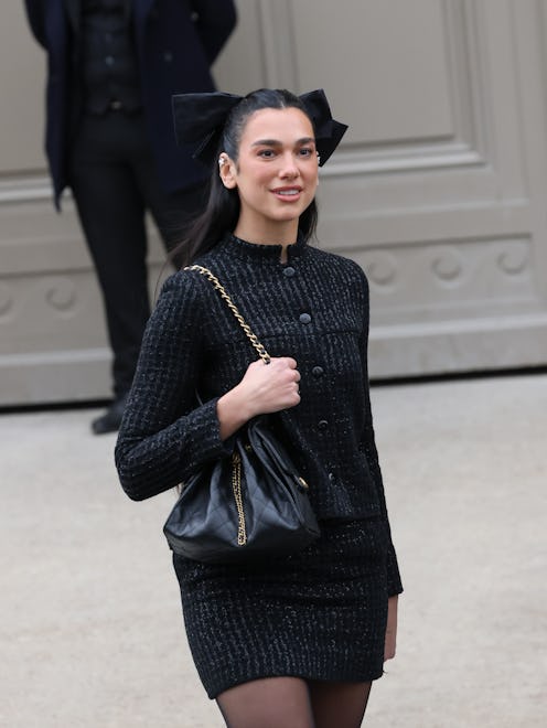 PARIS, FRANCE - JANUARY 28: Dua Lipa attends the Chanel Haute Couture Spring-Summer 2025 show as par...