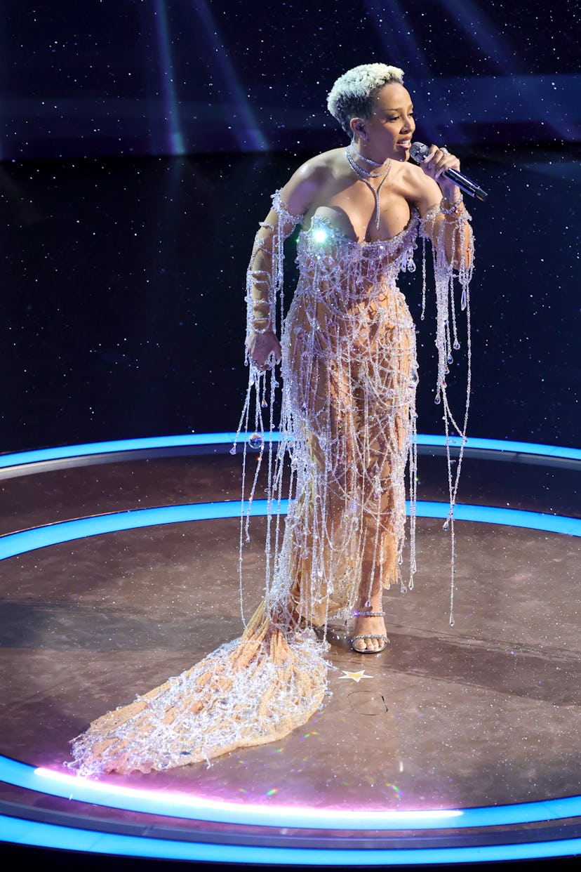 Doja Cat performs onstage during the 97th Annual Oscars at Dolby Theatre on March 02, 2025 in Hollyw…
