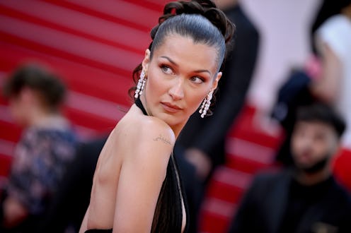 CANNES, FRANCE - MAY 23: Bella Hadid attends the "L'Amour Ouf" (Beating Hearts) Red Carpet at the 77...