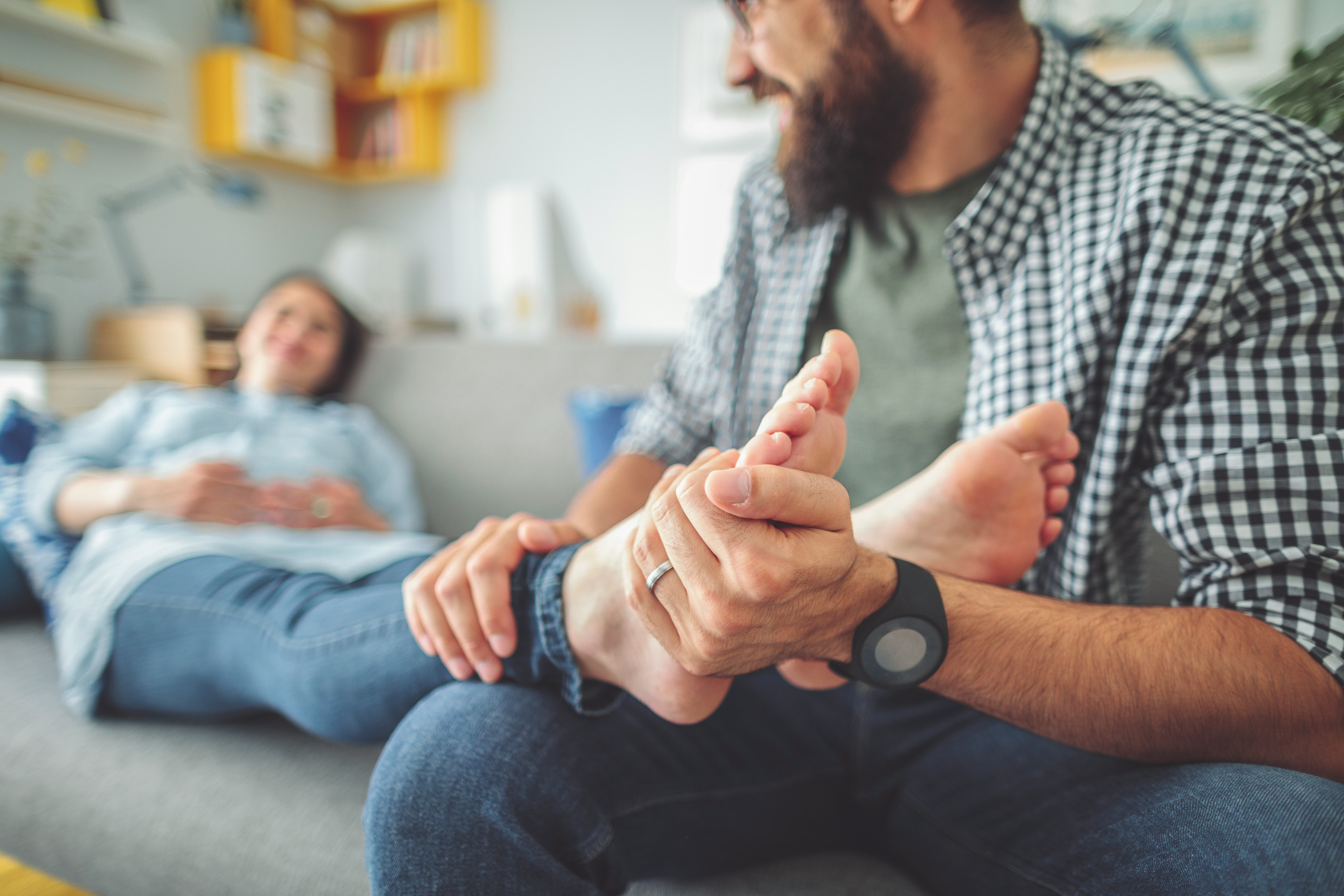 Other ways to be intimate that don&rsquo;t include kissing