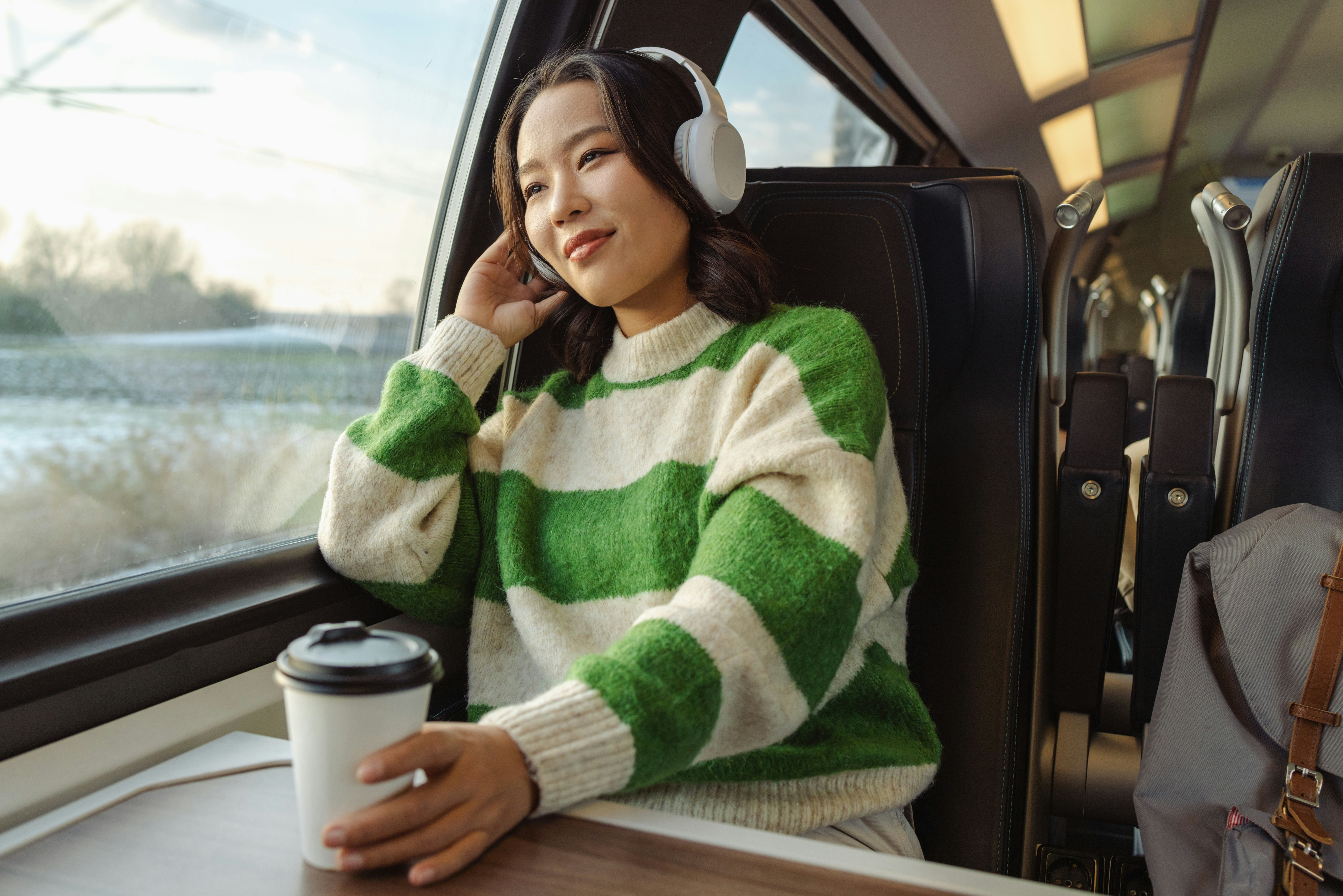 Ways to initiate a good conversation on a dating app.