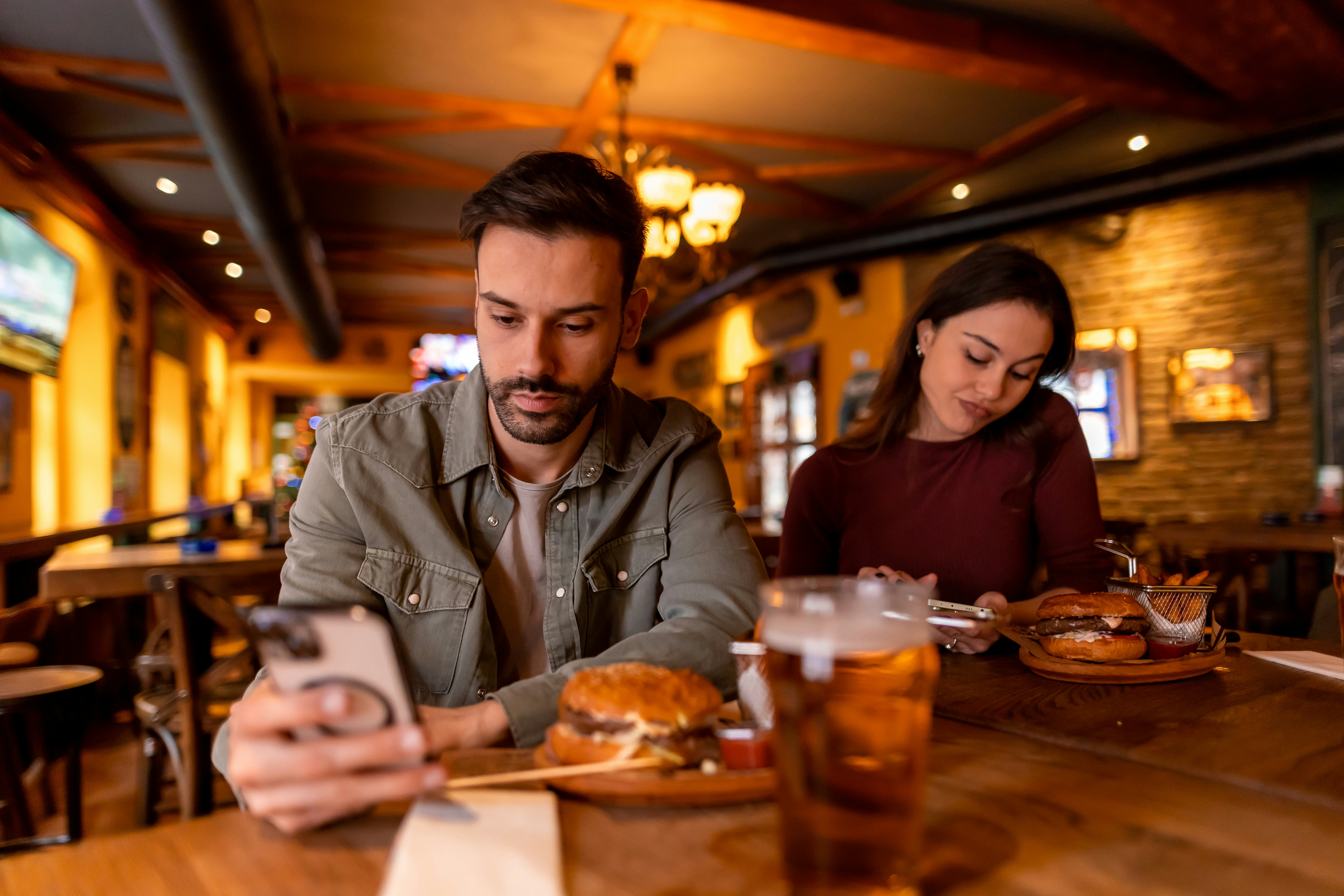 If you and your boyfriend or girlfriend can&rsquo;t put your phones away on date night, you&rsquo;re falling out&hellip;