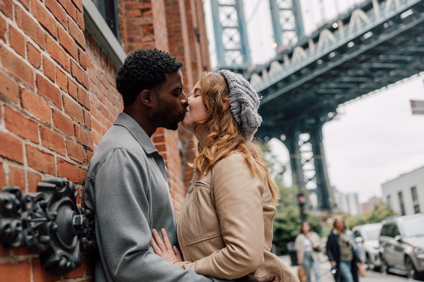 This couple is kissing in New York
