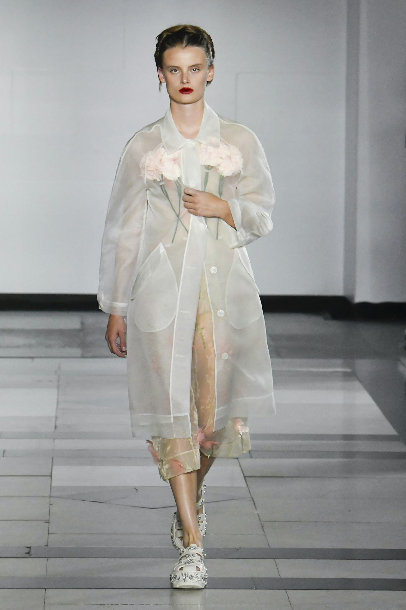 LONDON, ENGLAND - SEPTEMBER 15: A model walks the runway at the Simone Rocha fashion show during Lon...