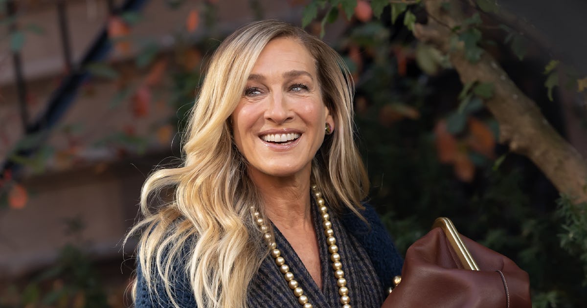Carrie Bradshaw Is Back In A Poofy Skirt On New 'AJLT' Poster