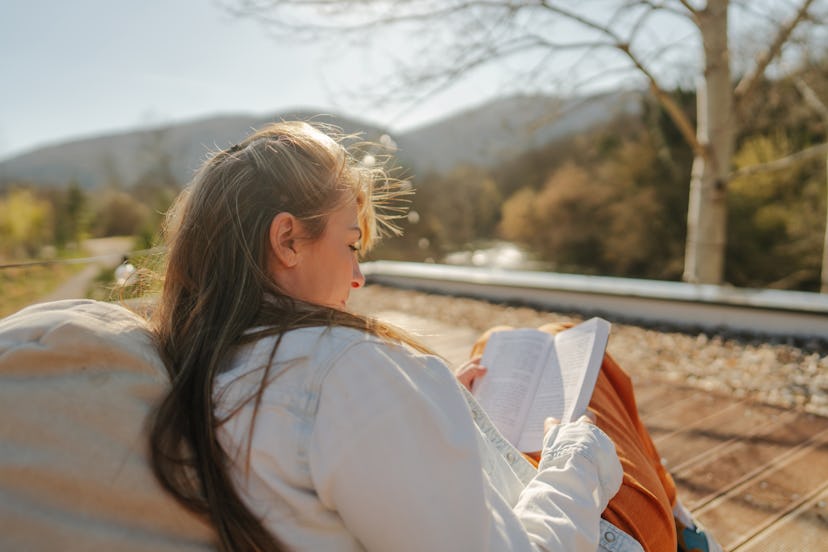 What astrological events are happening in April 2025