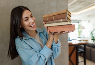 These three zodiac signs love to read.