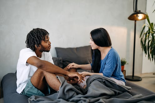 Sign your relationship won't last.