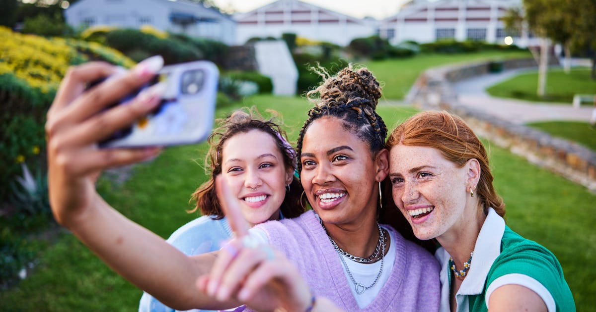 These 3 Zodiac Signs Make The Most Of A Long Weekend