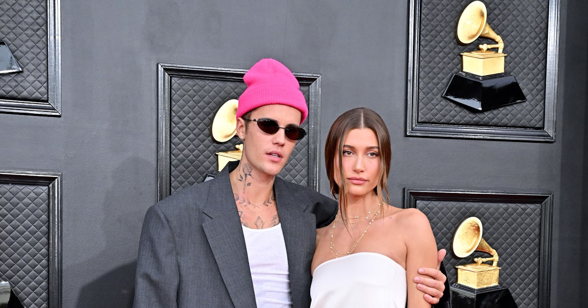 Justin Bieber Deletes Bizarre Comment About Hailey's 'Vogue' Cover