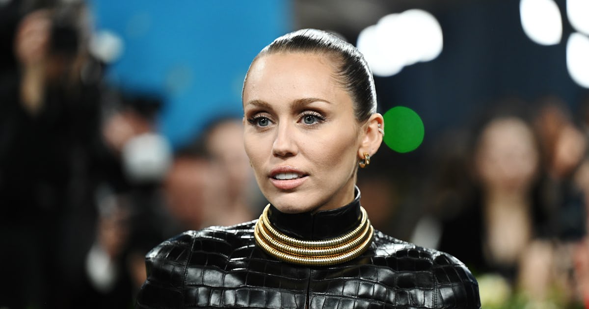 Miley Cyrus Performed A Major Show Right After A Medical Emergency