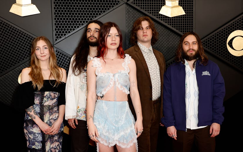 The lyrics to Wet Leg's new song, "CPR," explained.