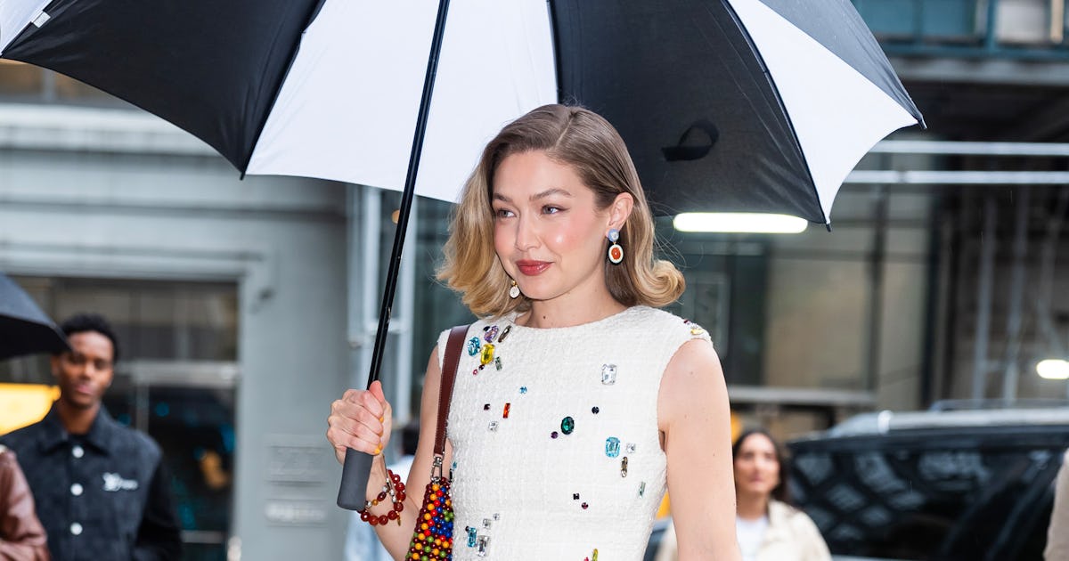 Gigi Hadid Went Full Pin-Up In Some Spicy Vintage Bikinis