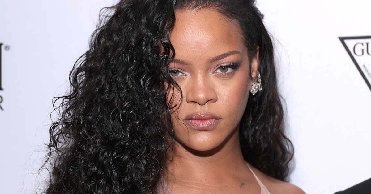 Rihanna's 3rd Met Gala 'Fit Put Her Baby Bump On Full Display