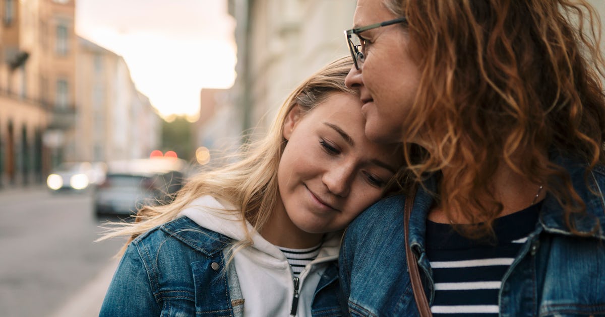 Men Don't Look At Me When I'm With My 20-Year-Old Daughter. This Is What That Feels Like