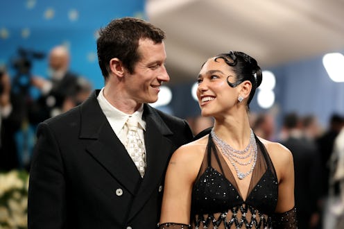 NEW YORK, NEW YORK - MAY 05: (L-R) Callum Turner and Dua Lipa attend the 2025 Met Gala Celebrating "...