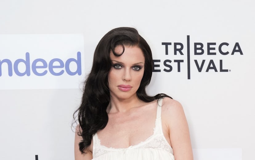 NEW YORK, NEW YORK - JUNE 09: Julia Fox attends the "Fior Di Latte" premiere during the 2025 Tribeca...