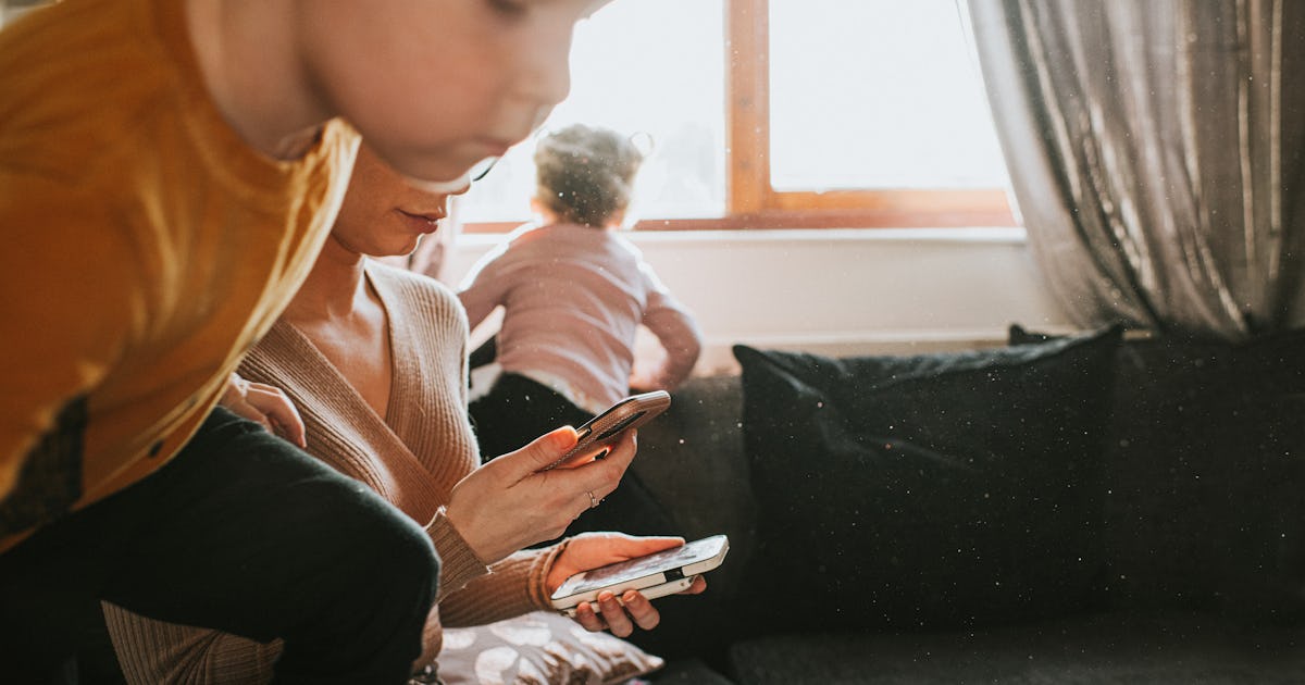 Are We Relying Too Much On The Internet For Parenting Advice?