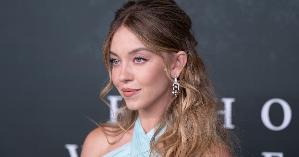 Sydney Sweeney Exposed Her Bra In A Shiny Pink Minidress