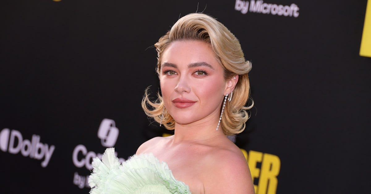 Florence Pugh Accessorized Her Bra With A Body Chain & It Was Peak Corp Sleaze