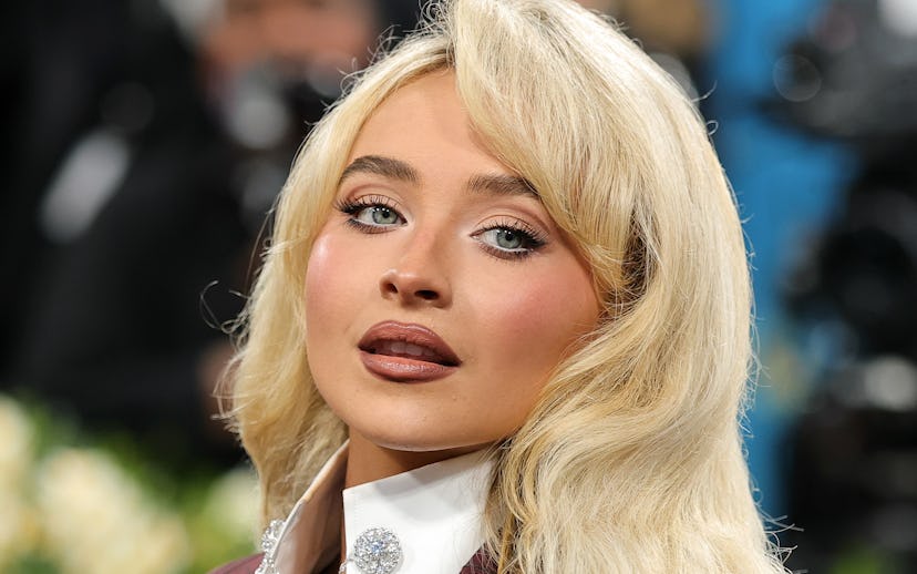 Sabrina Carpenter teases new track.