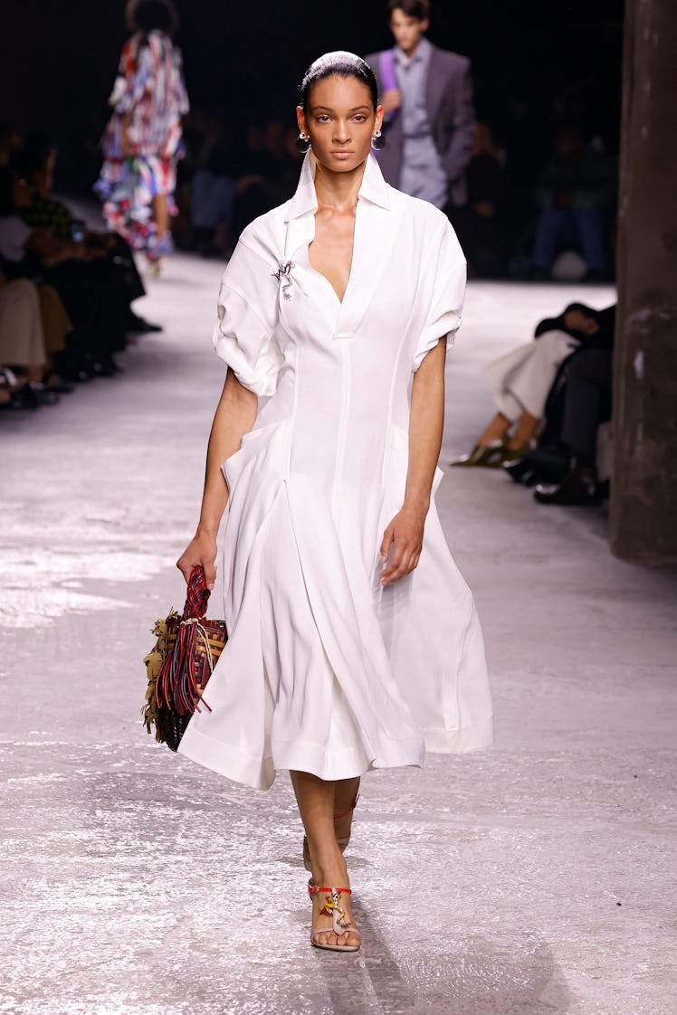 MILAN, ITALY - SEPTEMBER 21: A model walks the runway at the Bottega Veneta fashion show during the ...