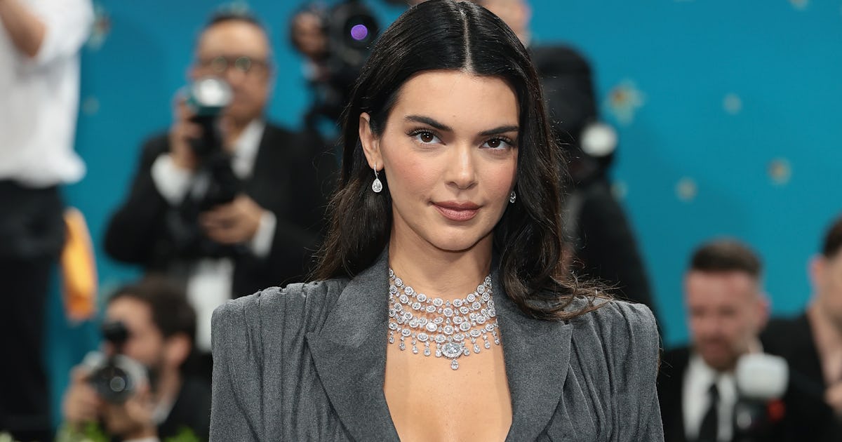 Kendall Jenner Paired A Sheer LBD With 250 Carats Of Emeralds & I Can't Recover