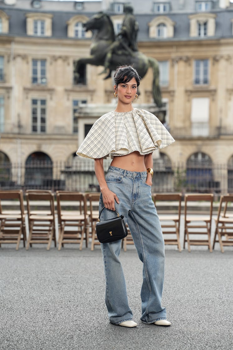 PARIS, FRANCE - JUNE 25: Yesly Dimate attends the AMI - Alexandre Mattiussi Menswear Spring/Summer 2...
