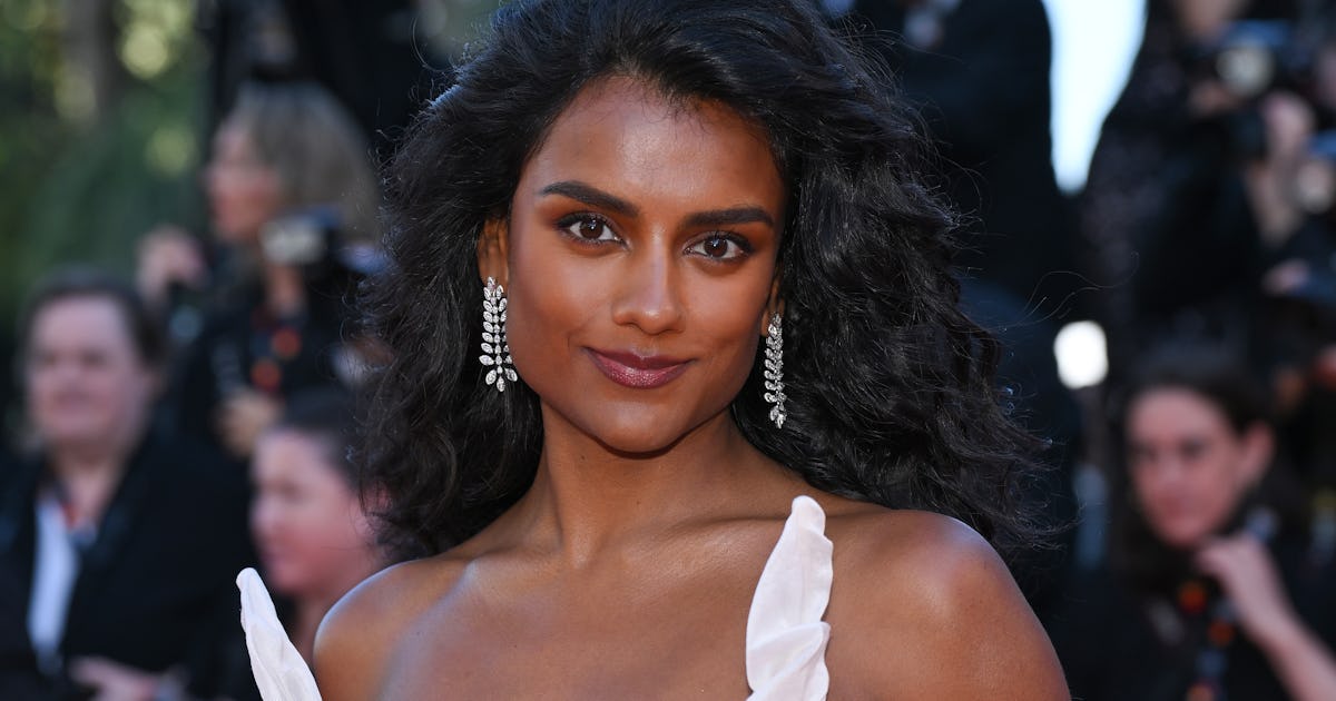 Simone Ashley's Polka Dot Minidress Gave Yacht Style A Retro Spin