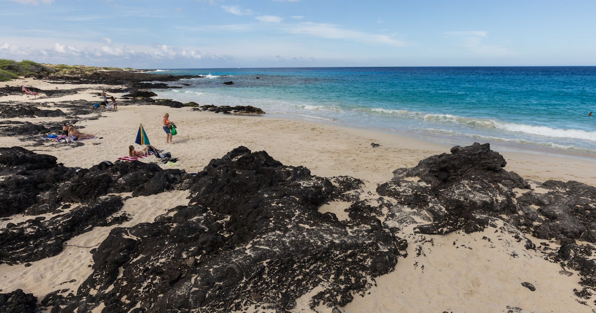 The Beaches With The Clearest Water In The U.S. Might Surprise You