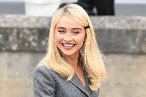 PARIS, FRANCE - JUNE 27: Sabrina Carpenter attends the Dior Homme Menswear Spring/Summer 2026 show ...