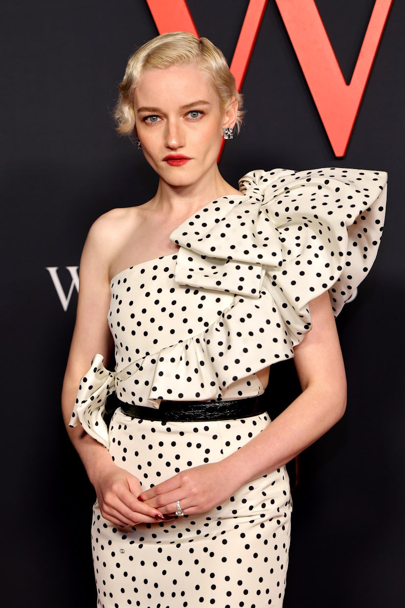 Julia Garner attends the Los Angeles premiere of Warner Bros. Pictures and New Line Cinema's "Weapon...