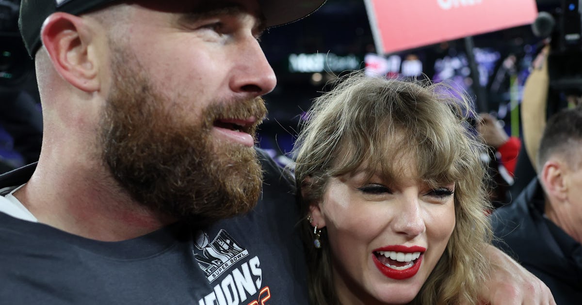 Taylor Swift Poked Fun At Travis Kelce's "Wild" Grand Gesture