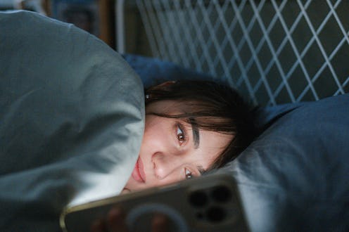 This app allows you to use your phone and get a good night's sleep.