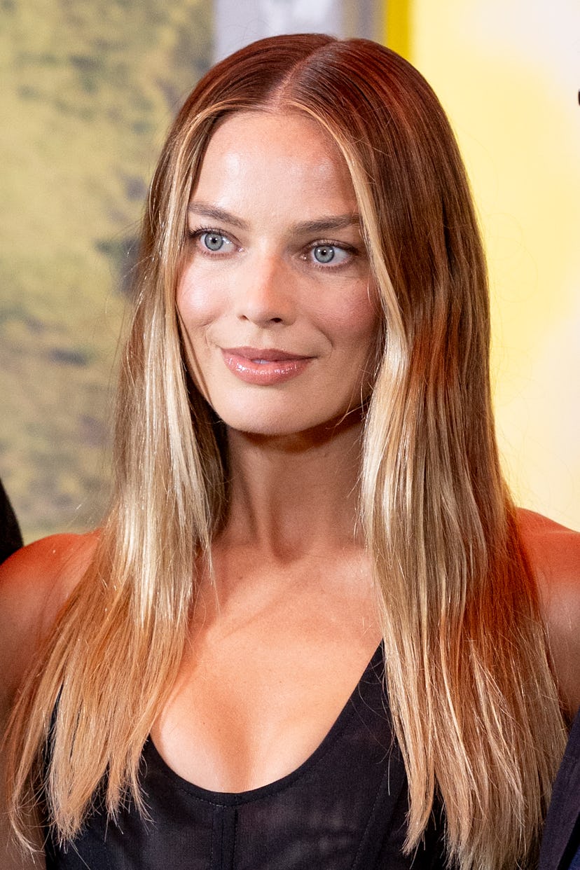 Los -Anglish, Калифорния -August 20: Марго Робби присутствует в Los -Anglish Photo Call для Sony Pictu ...