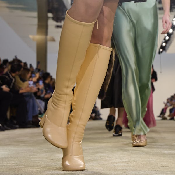These Fall 2025 Shoe Trends Deserve Your Full Attention Chloé runway