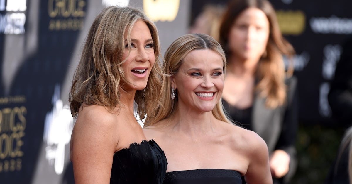 Exclusive: Jennifer & Reese Love Fighting On 'The Morning Show'