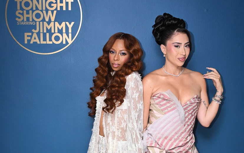 Kali Uchis & Ravyn Lenae Lend A Shoulder To Cry On