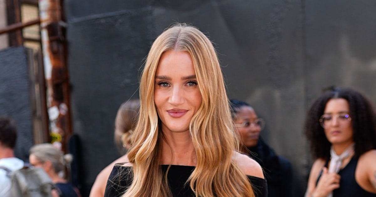 Rosie Huntington-Whiteley Wore A Totally See-Through Top To NYFW