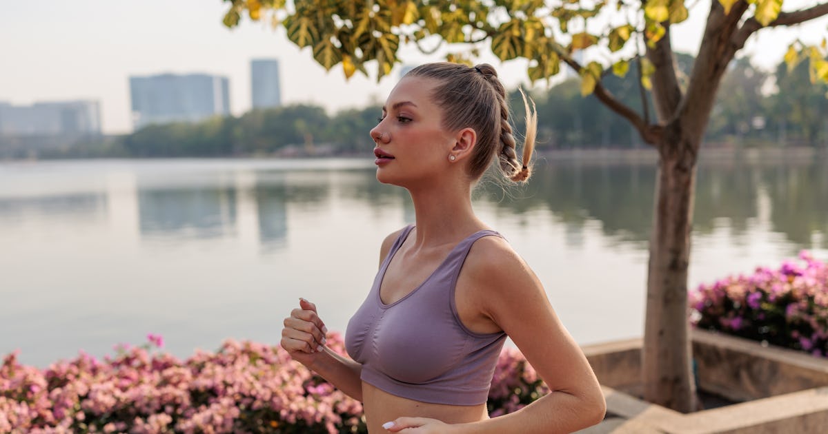 This Viral Way To Walk May Be Better Than 10,000 Daily Steps