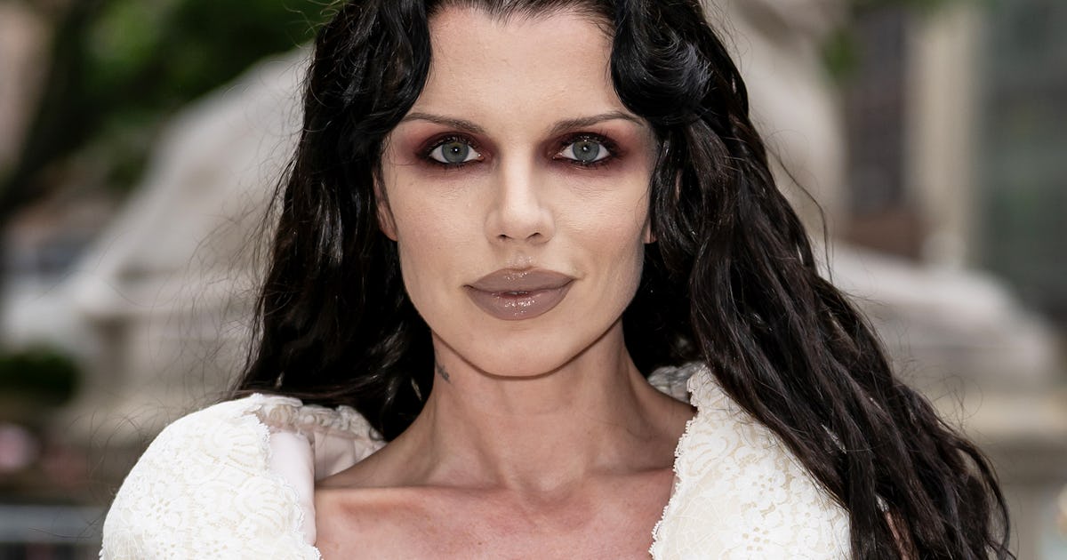 Julia Fox Was Nearly Topless For A New High-Fashion Magazine Cover & Slayed So Hard