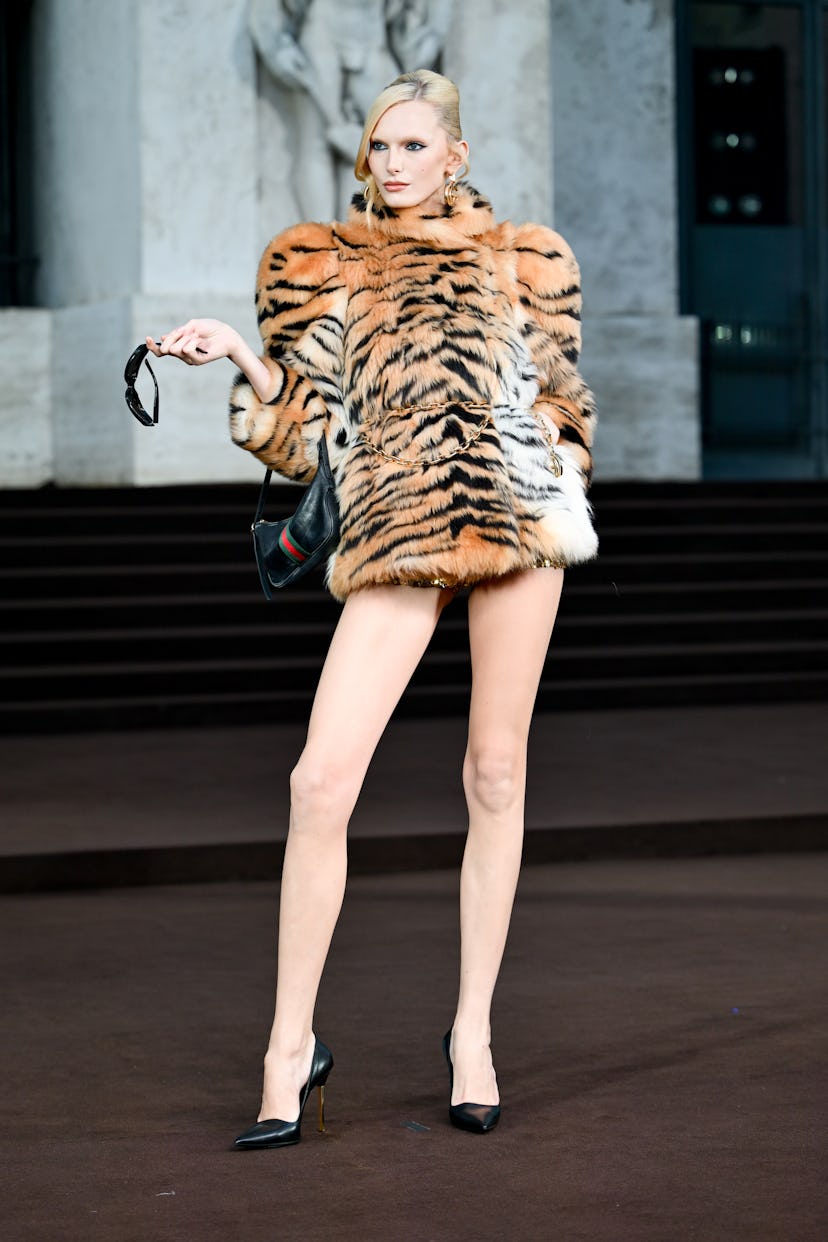 Алекс Консани из модели Gucci Show как часть весны/лето 2026 Milan Mode -Week, который проходил в Пале ...